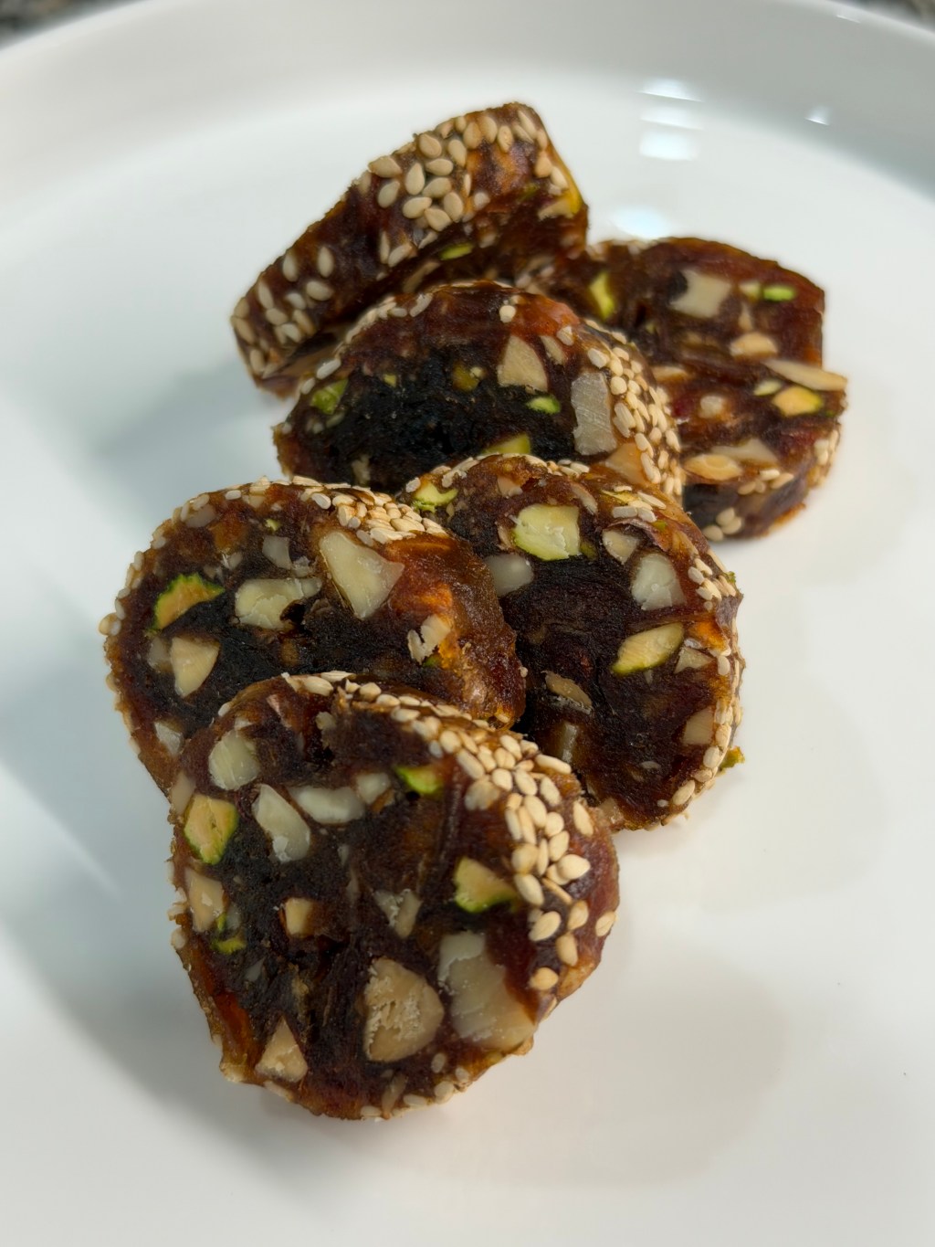 Dates & Nuts roll_mitaharaeats.com